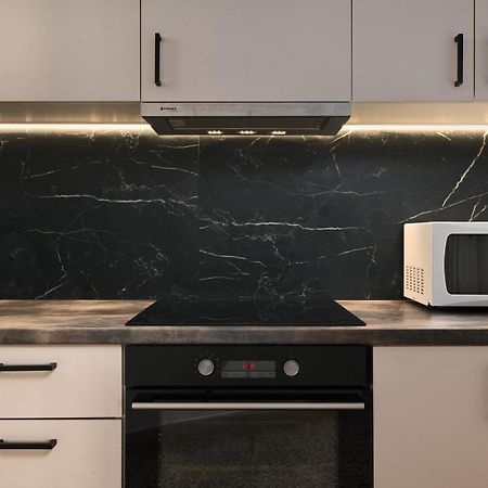 Venias Two-Bedroom Apartment Kallimarmaro And Zappeio Area أثينا المظهر الخارجي الصورة