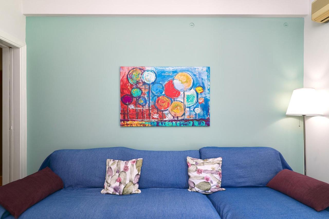 Venias Two-Bedroom Apartment Kallimarmaro And Zappeio Area أثينا المظهر الخارجي الصورة