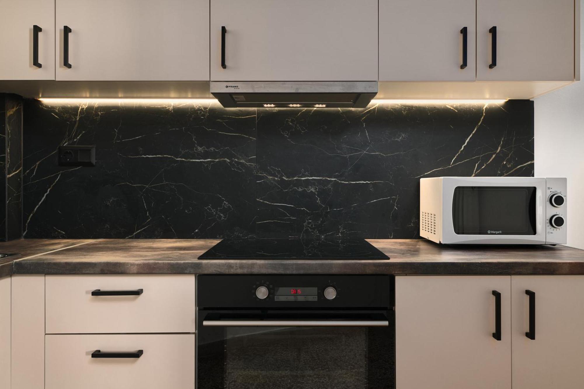 Venias Two-Bedroom Apartment Kallimarmaro And Zappeio Area أثينا المظهر الخارجي الصورة
